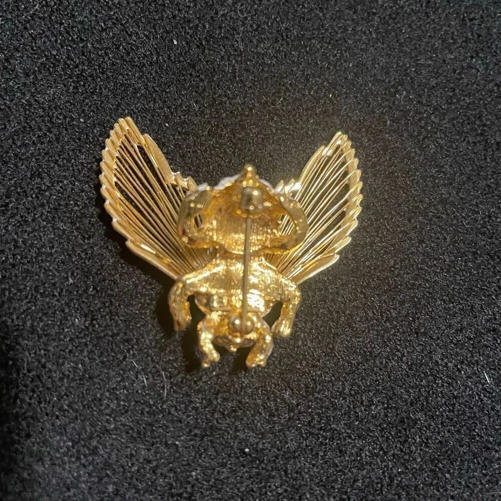 Monet Vintage 1970’s Bumblebee Brooch White With Gold Eyes Wings